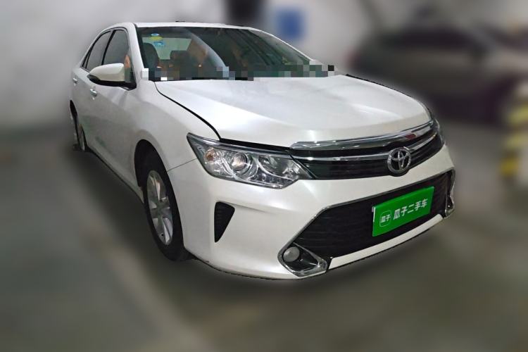 Used Toyota Camry 2016 2.0G 10th Anniversary Leading Edition Front Right 45 Deg