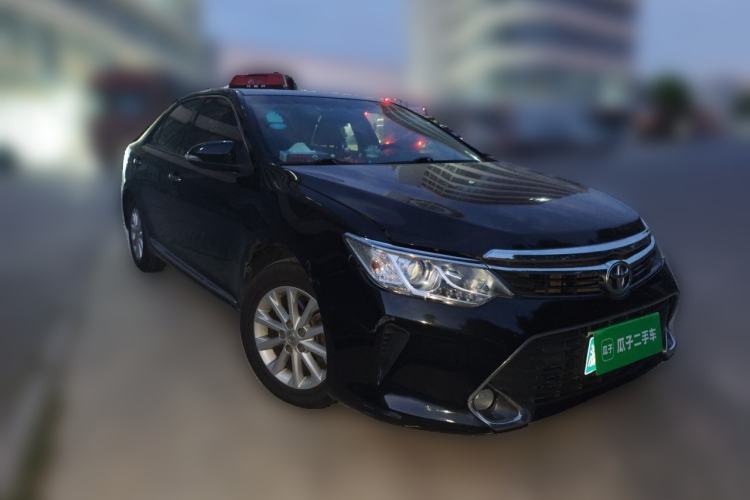 Used Toyota Camry 2016 2.0G 10th Anniversary Leading Edition Front Right 45 Deg