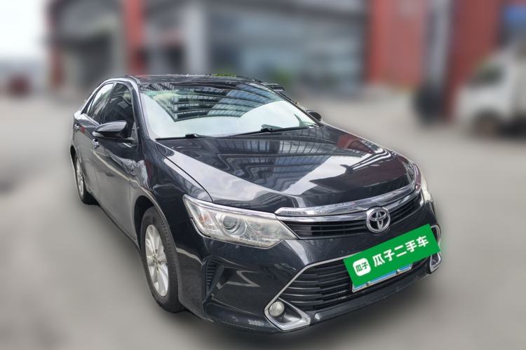 Used Toyota Camry 2016 2.0G 10th Anniversary Leading Edition Front Right 45 Deg