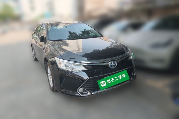 Used Toyota Camry 2016 Dual-Engine 2.5 HG 10th Anniversary Deluxe Navigation Edition Front Right 45 Deg