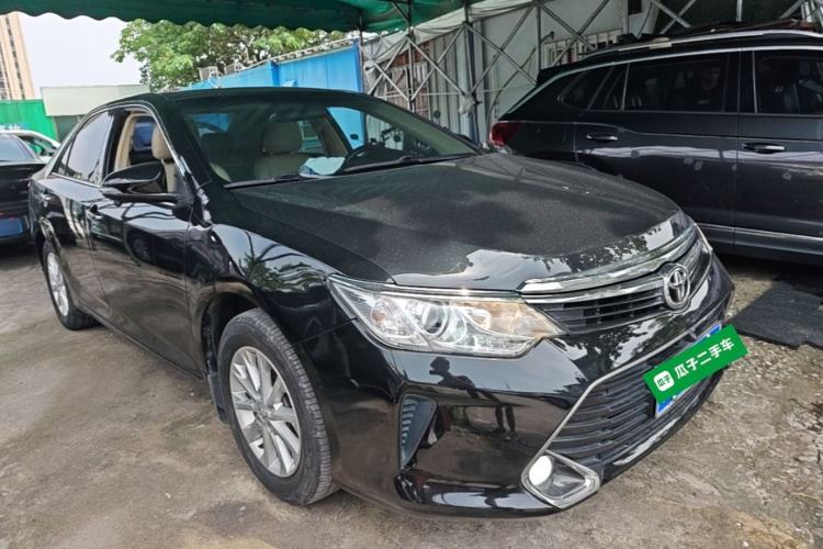 Used Toyota Camry 2016 2.0E 10th Anniversary Elite Edition Front Right 45 Deg
