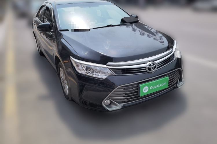 Used Toyota Camry 2016 2.0E 10th Anniversary Elite Edition Front Right 45 Deg