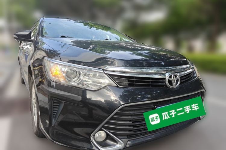 Used Toyota Camry 2016 2.0E 10th Anniversary Elite Edition Front Right 45 Deg