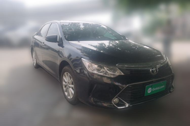Used Toyota Camry 2016 2.0E 10th Anniversary Elite Edition Front Right 45 Deg