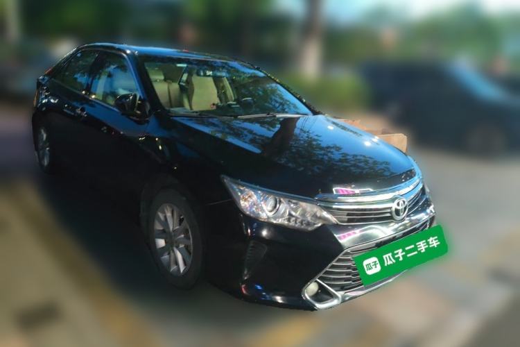 Used Toyota Camry 2016 2.0G 10th Anniversary Leading Edition Front Right 45 Deg