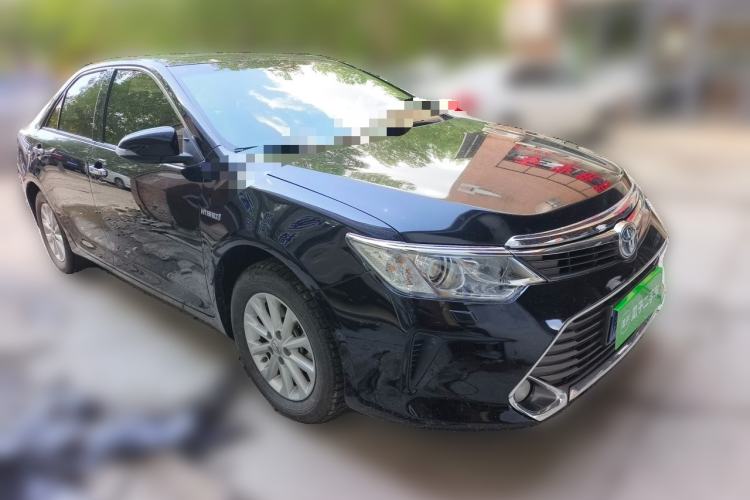 Used Toyota Camry 2016 Dual-Engine 2.5 HG 10th Anniversary Deluxe Navigation Edition Front Right 45 Deg