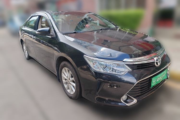 Used Toyota Camry 2016 2.0G 10th Anniversary Luxury Edition Front Right 45 Deg