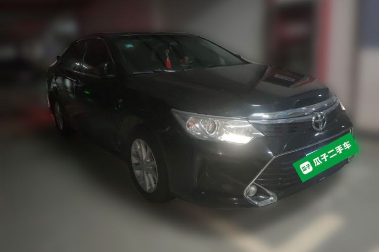 Used Toyota Camry 2016 2.0G 10th Anniversary Leading Edition Front Right 45 Deg