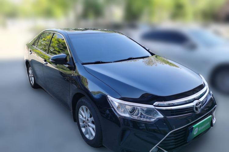 Used Toyota Camry 2016 2.0G 10th Anniversary Leading Edition Front Right 45 Deg