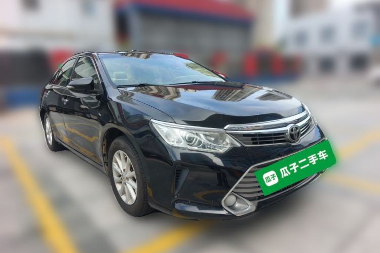 Used Toyota Camry 2016 2.0G 10th Anniversary Leading Edition Front Right 45 Deg