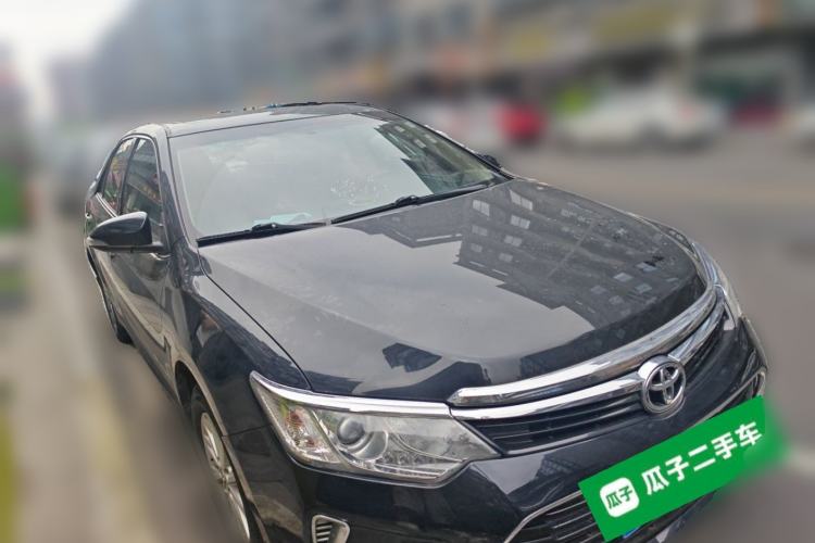 Used Toyota Camry 2016 2.0G 10th Anniversary Leading Edition Front Right 45 Deg