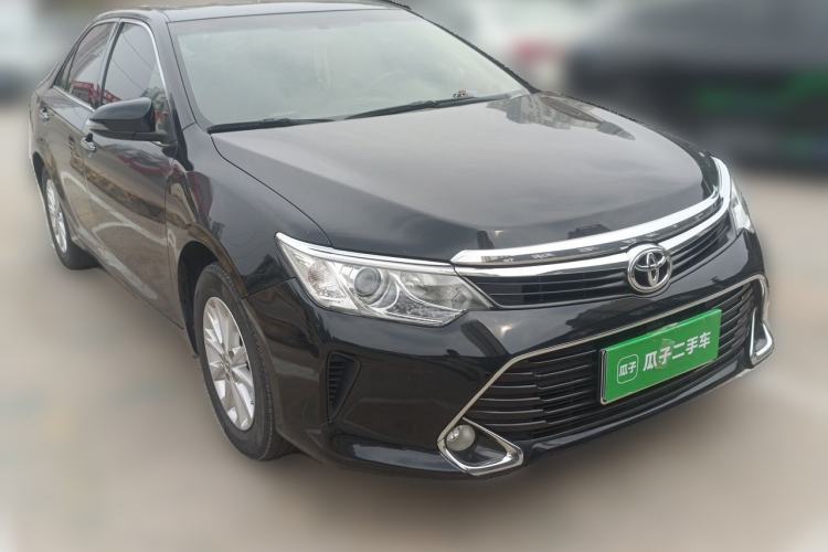 Used Toyota Camry 2016 2.0E 10th Anniversary Elite Edition Front Right 45 Deg