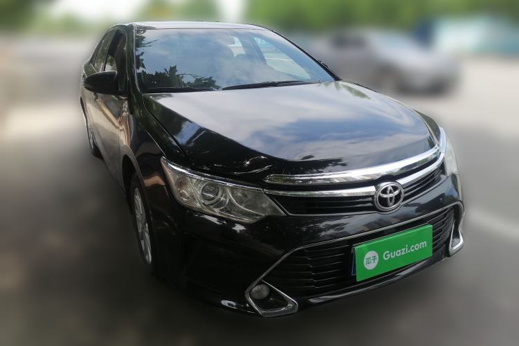 Used Toyota Camry 2016 2.0E 10th Anniversary Elite Edition Front Right 45 Deg