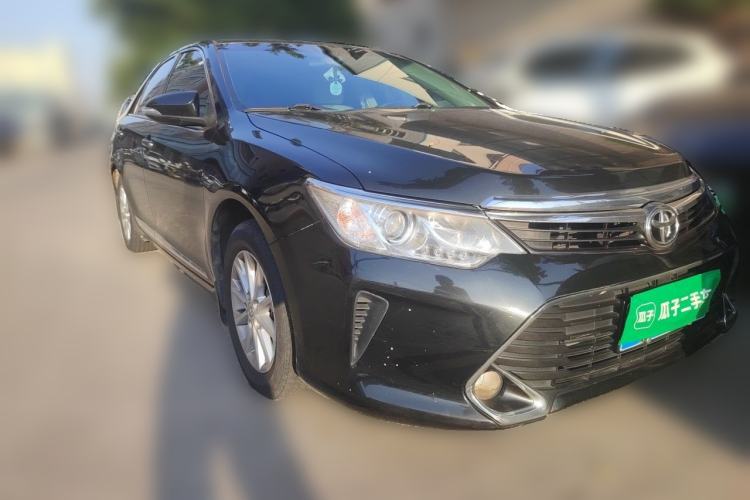 Used Toyota Camry 2016 2.0E 10th Anniversary Elite Edition Front Right 45 Deg