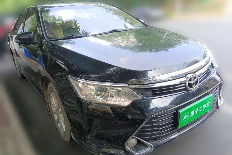 Used Toyota Camry 2016 2.0G 10th Anniversary Leading Edition Front Right 45 Deg