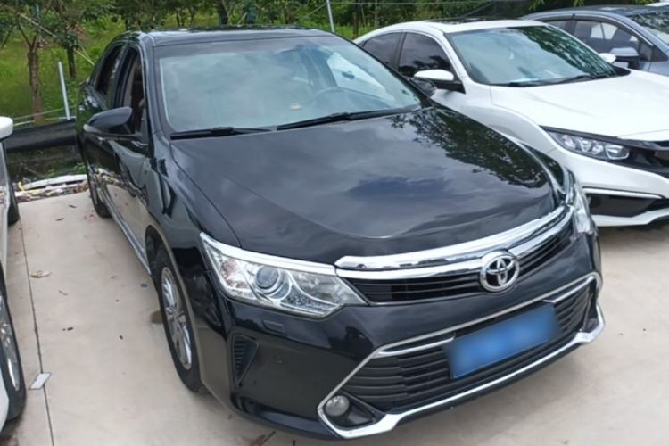Used Toyota Camry 2016 2.0G 10th Anniversary Luxury Edition Front Right 45 Deg