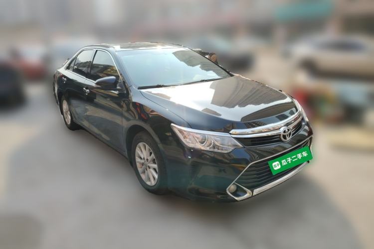 Used Toyota Camry 2016 2.0G 10th Anniversary Leading Edition Front Right 45 Deg