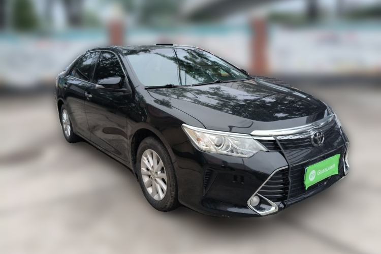 Used Toyota Camry 2016 2.0G 10th Anniversary Leading Edition Front Right 45 Deg