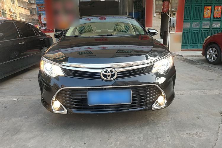 Used Toyota Camry 2016 2.0G 10th Anniversary Leading Edition Front