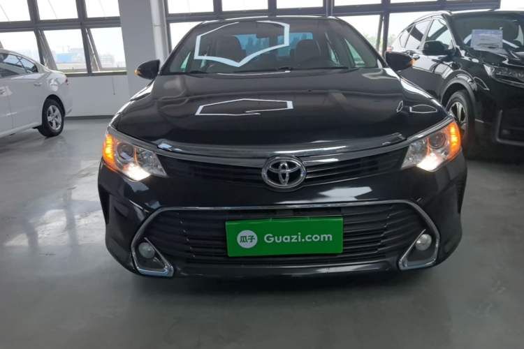 Used Toyota Camry 2016 2.0G 10th Anniversary Leading Edition Front