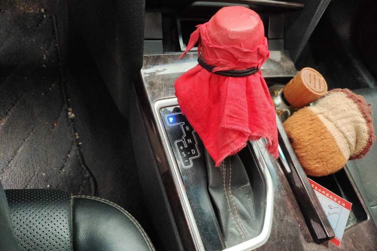 Used Toyota Camry 2016 2.0G 10th Anniversary Leading Edition Gear Lever