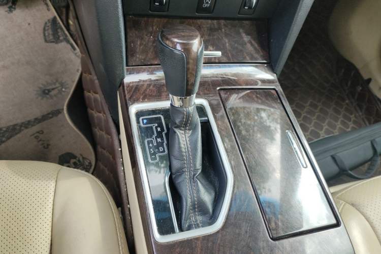 Used Toyota Camry 2016 2.0G 10th Anniversary Leading Edition Gear Lever