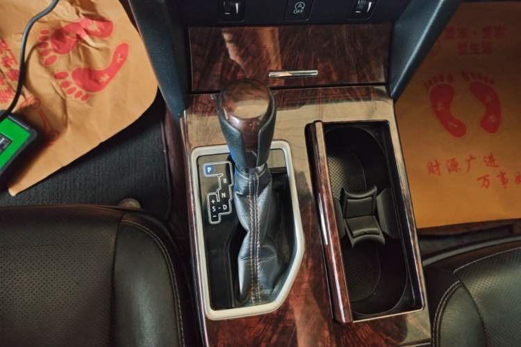 Used Toyota Camry 2016 2.0G 10th Anniversary Leading Edition Gear Lever