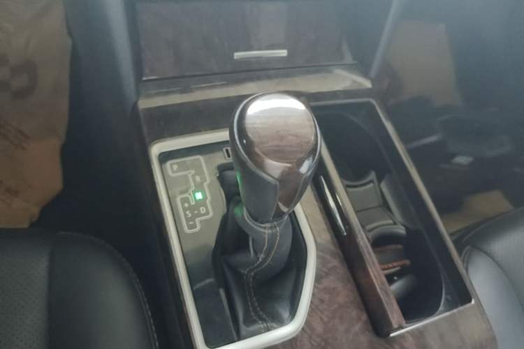 Used Toyota Camry 2016 2.0G 10th Anniversary Leading Edition Gear Lever