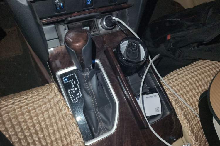 Used Toyota Camry 2016 2.0G 10th Anniversary Leading Edition Gear Lever