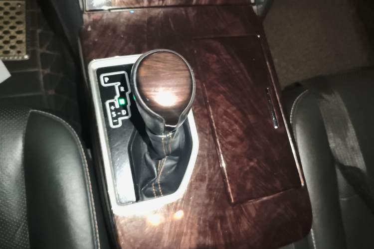Used Toyota Camry 2016 2.0G 10th Anniversary Leading Edition Gear Lever