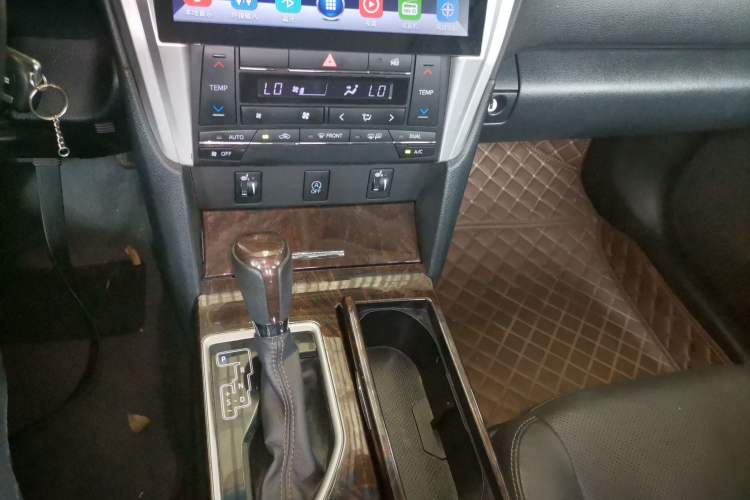 Used Toyota Camry 2016 2.0G 10th Anniversary Leading Edition Gear Lever