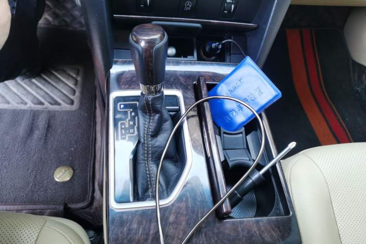 Used Toyota Camry 2016 2.0G 10th Anniversary Leading Edition Gear Lever