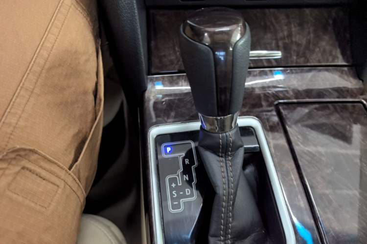 Used Toyota Camry 2016 2.0G 10th Anniversary Leading Edition Gear Lever