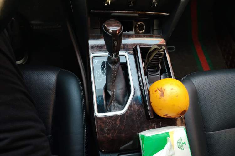 Used Toyota Camry 2016 2.0G 10th Anniversary Leading Edition Gear Lever