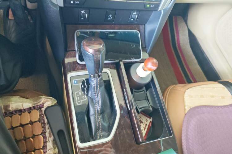 Used Toyota Camry 2016 2.0G 10th Anniversary Leading Edition Gear Lever