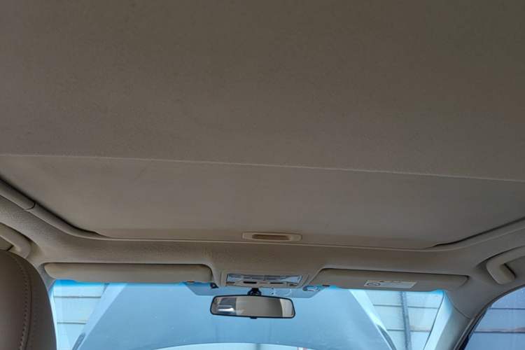 Used Toyota Camry 2016 2.0E 10th Anniversary Elite Edition Headliner