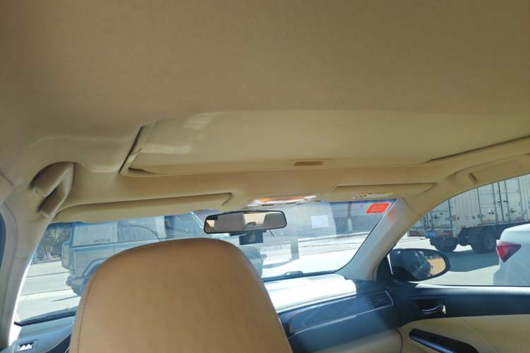 Used Toyota Camry 2016 2.0G 10th Anniversary Leading Edition Headliner