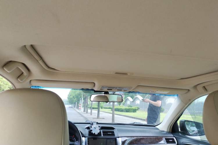Used Toyota Camry 2016 2.0G 10th Anniversary Leading Edition Headliner