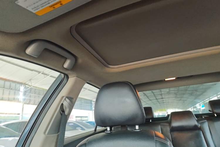 Used Toyota Camry 2016 2.0G 10th Anniversary Leading Edition Headliner