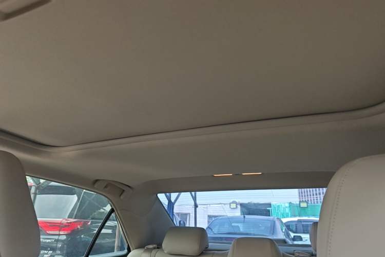 Used Toyota Camry 2016 2.0E 10th Anniversary Elite Edition Headliner