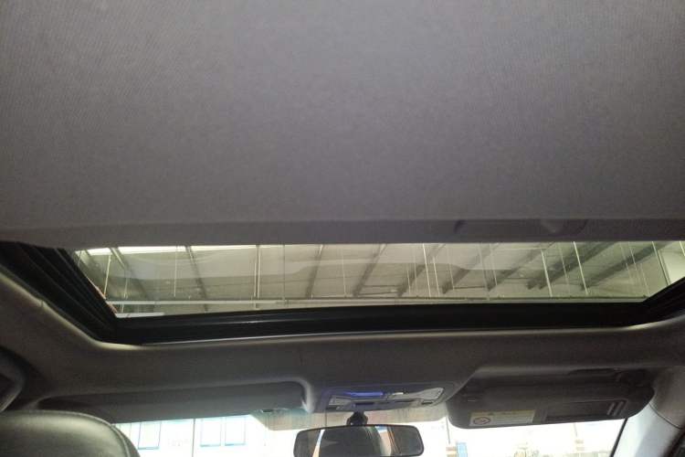 Used Toyota Camry 2016 2.0G 10th Anniversary Leading Edition Headliner