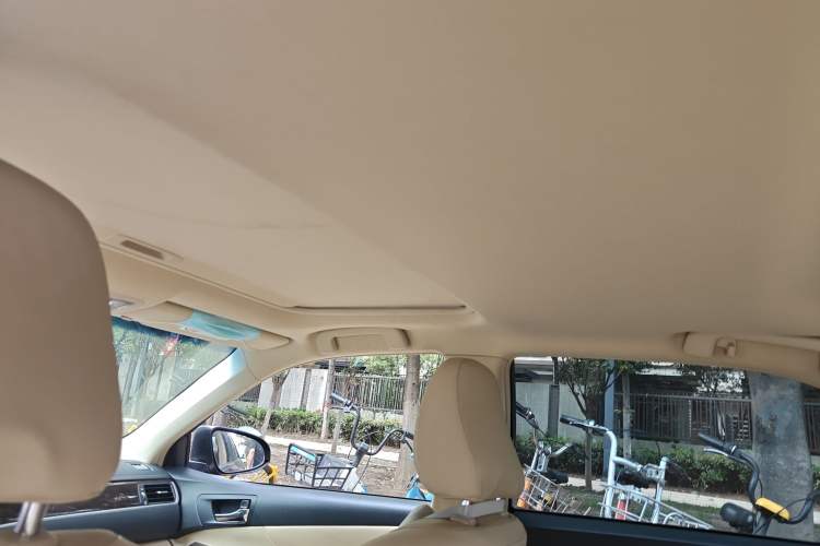 Used Toyota Camry 2016 2.0G 10th Anniversary Leading Edition Headliner