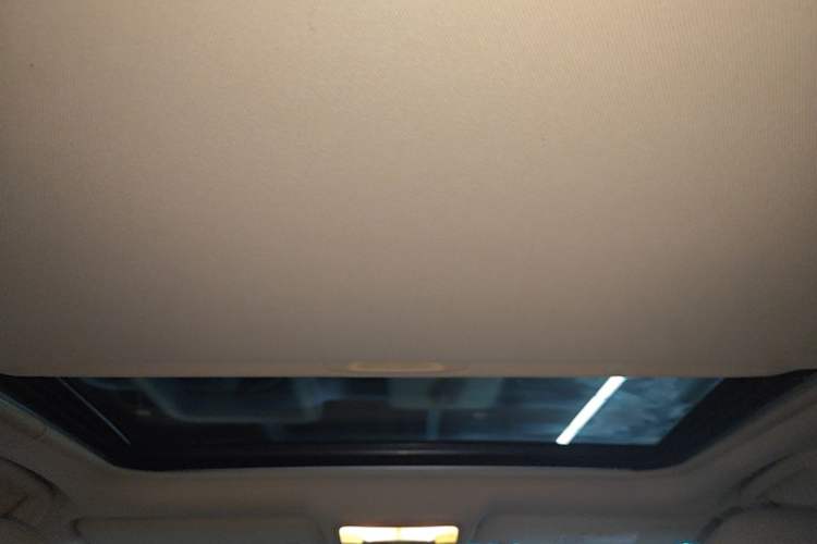 Used Toyota Camry 2016 2.0E 10th Anniversary Elite Edition Headliner