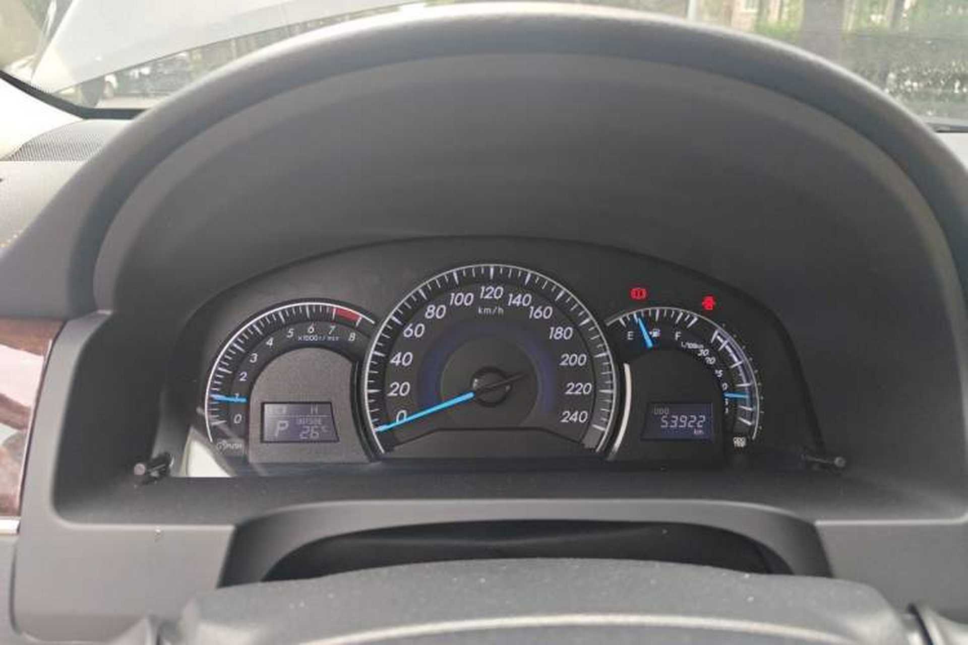 Used Toyota Camry 2016 2.0G 10th Anniversary Leading Edition Instrument Cluster
