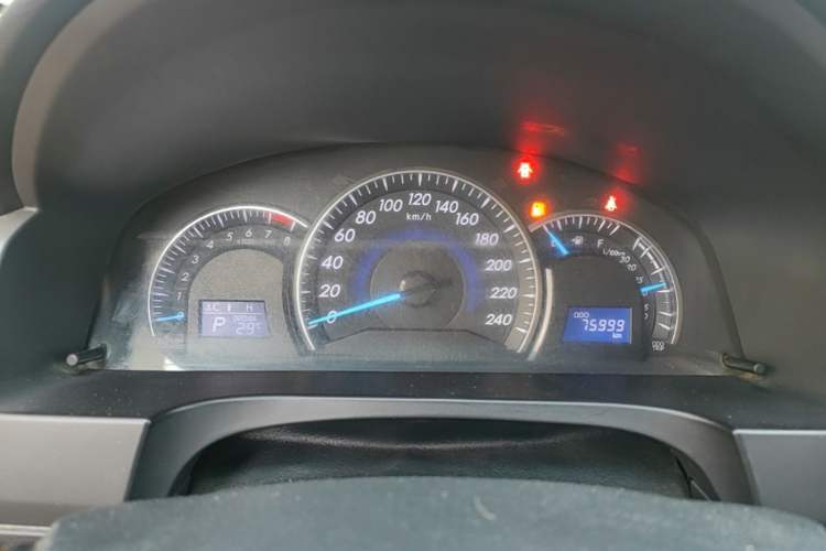 Used Toyota Camry 2016 2.0E 10th Anniversary Elite Edition Instrument Cluster