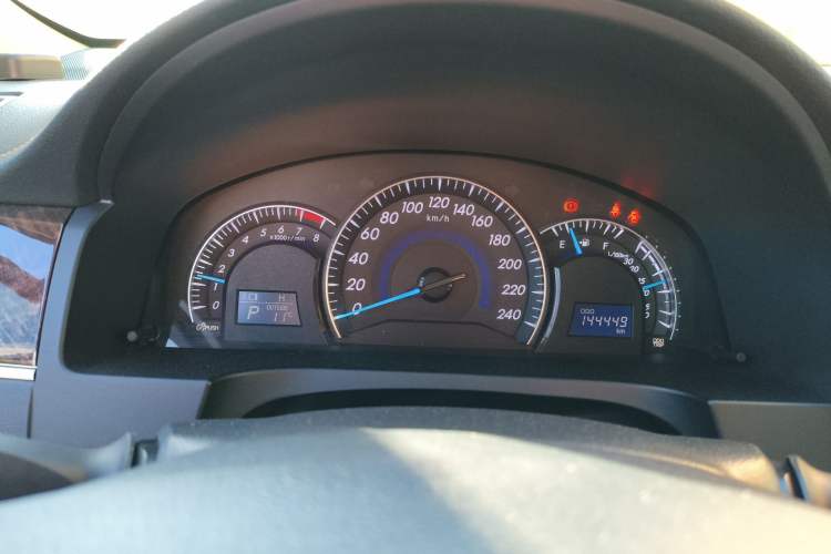 Used Toyota Camry 2016 2.0G 10th Anniversary Leading Edition Instrument Cluster