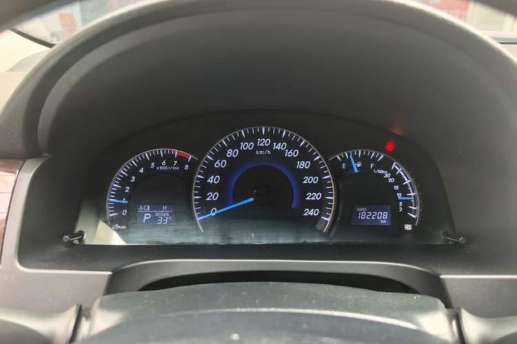 Used Toyota Camry 2016 2.0G 10th Anniversary Leading Edition Instrument Cluster