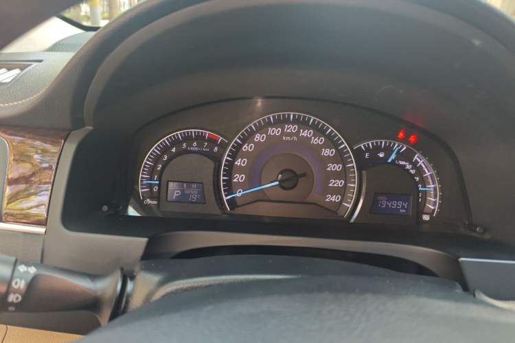 Used Toyota Camry 2016 2.0G 10th Anniversary Leading Edition Instrument Cluster