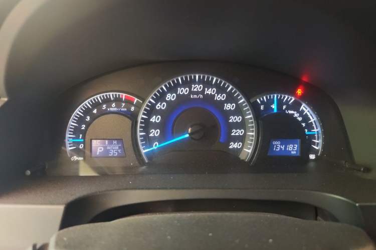 Used Toyota Camry 2016 2.0G 10th Anniversary Leading Edition Instrument Cluster