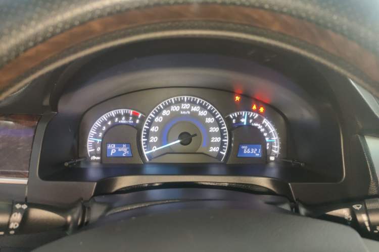 Used Toyota Camry 2016 2.0G 10th Anniversary Leading Edition Instrument Cluster